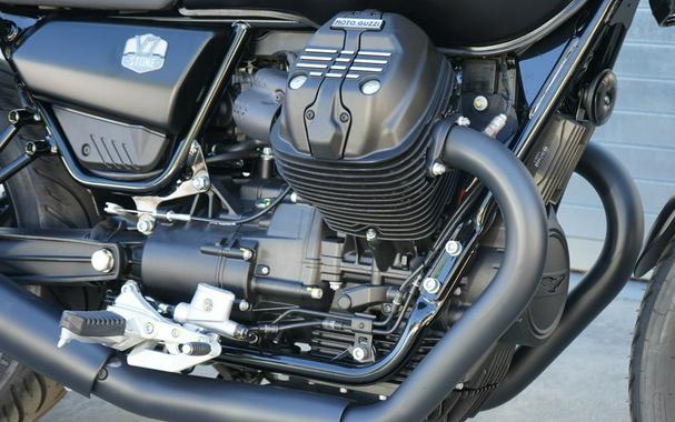 2023 Moto Guzzi V7 Stone