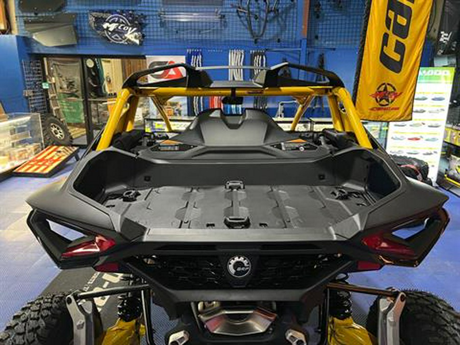 2024 Can-Am Maverick R X RS 999T DCT