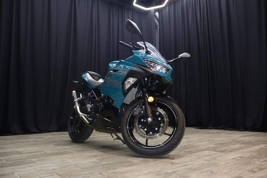 2021 Kawasaki Ninja 400 ABS Pearl Nightshade Teal/Metallic Spar