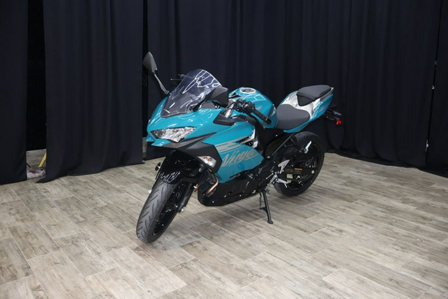 2021 Kawasaki Ninja 400 ABS Pearl Nightshade Teal/Metallic Spar