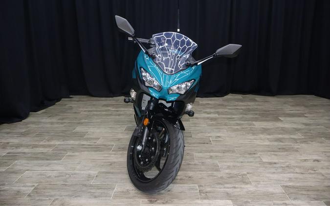 2021 Kawasaki Ninja 400 ABS Pearl Nightshade Teal/Metallic Spar