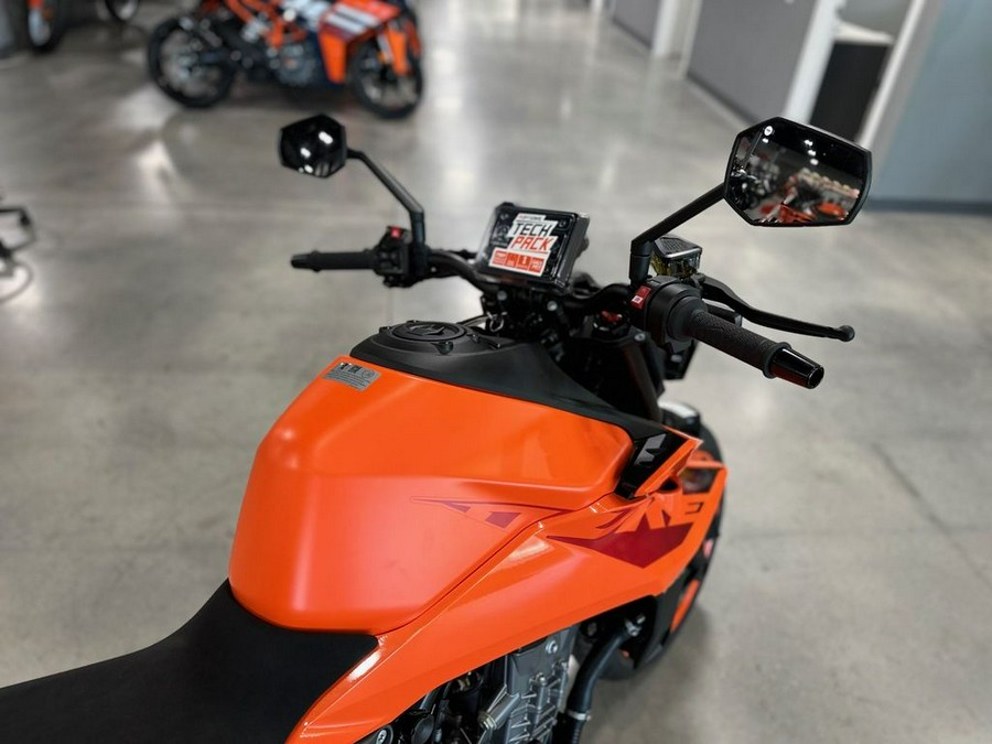 2024 KTM 990 Duke