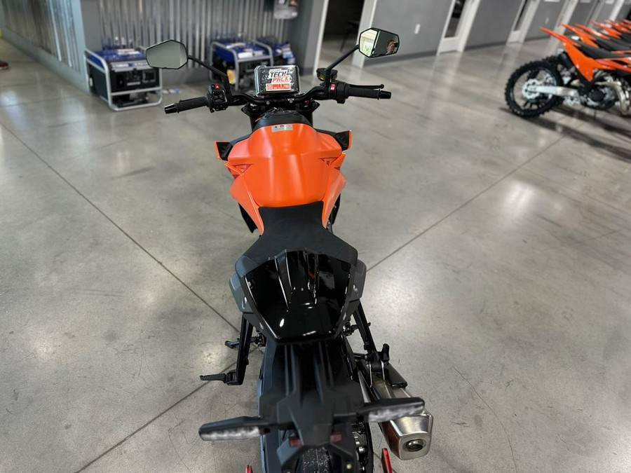 2024 KTM 990 Duke