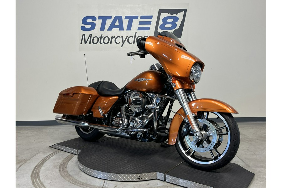 2014 Harley-Davidson® Street Glide® Special FLHXS