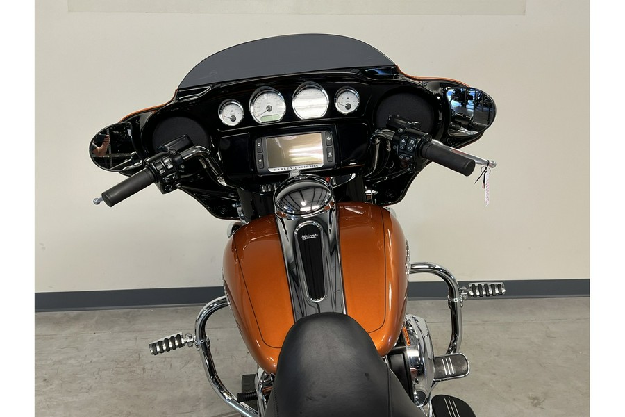 2014 Harley-Davidson® Street Glide® Special FLHXS