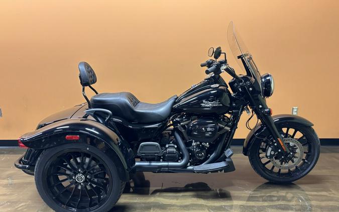 FLRT 2025 Freewheeler®