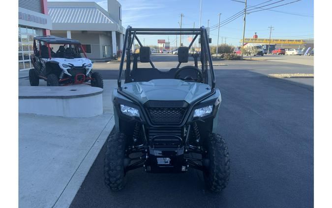 2026 Honda PIONEER 520