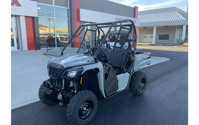 2026 Honda PIONEER 520