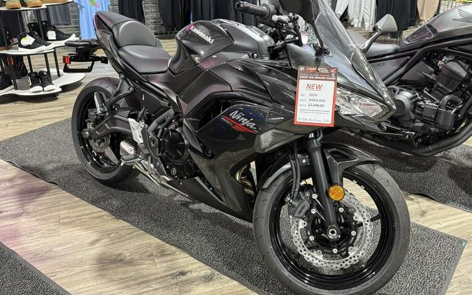 2026 Kawasaki Ninja® 650 Base