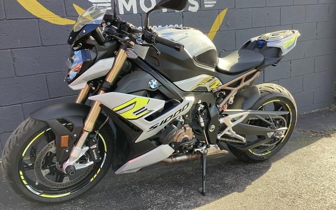 2022 BMW S 1000 R