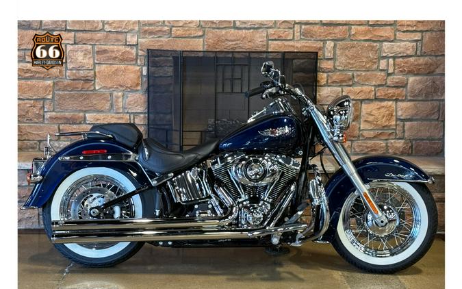 2014 Harley-Davidson® Softail® Deluxe BIG BLUE PEARL W/ PINSTRIPE