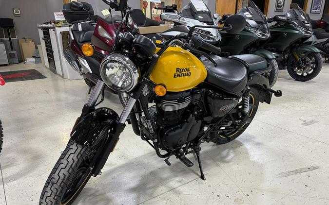 2022 Royal Enfield Meteor Fireball Yellow