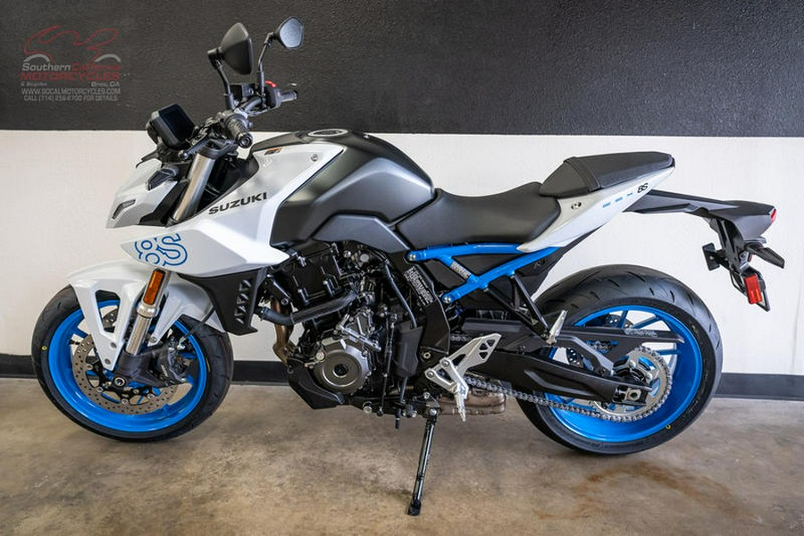 2023 Suzuki GSX-8S