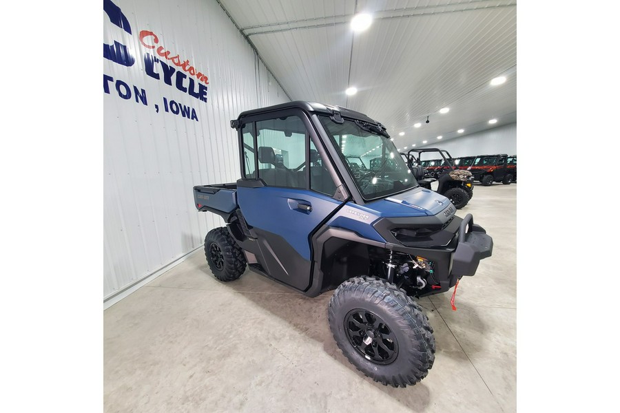 2026 Can-Am Defender XT CAB HD11