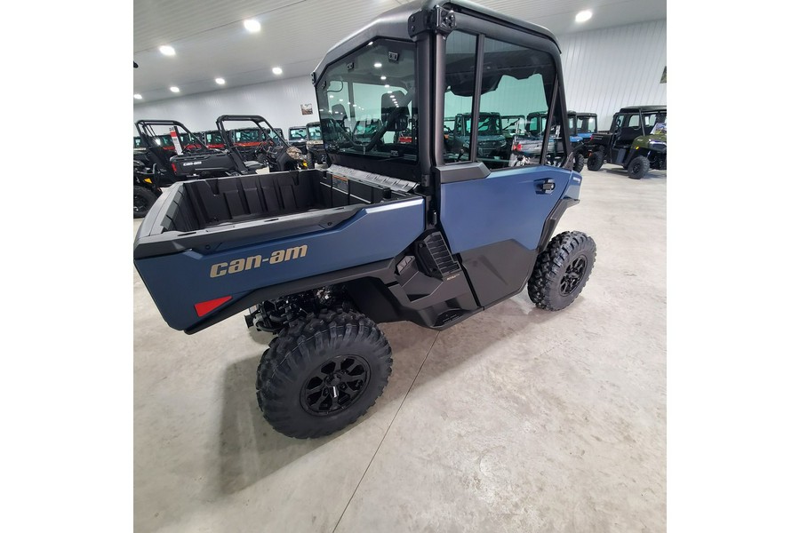 2026 Can-Am Defender XT CAB HD11