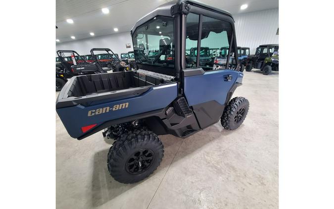 2026 Can-Am Defender XT CAB HD11