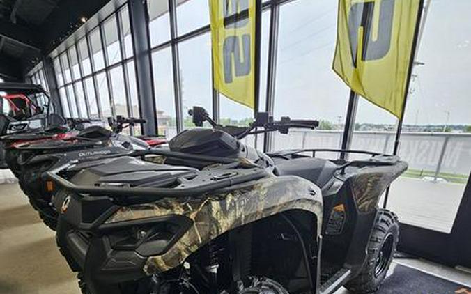 2026 Can-Am® Outlander DPS 500 Dark Wildland Camo