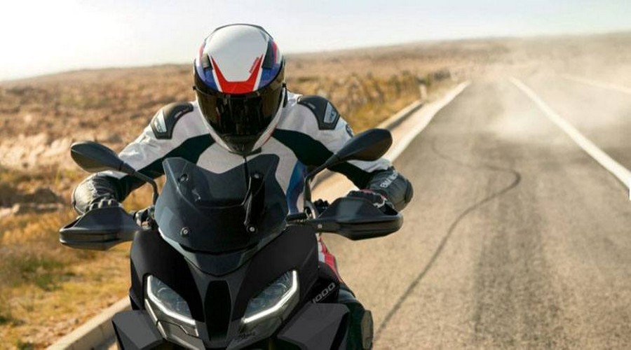 2022 BMW S 1000 XR