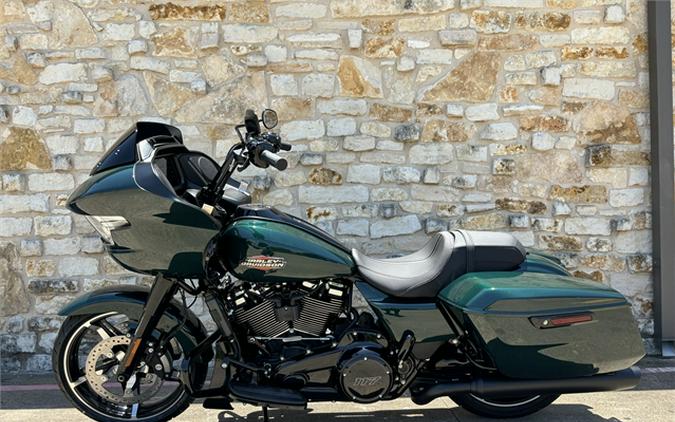 2024 Harley-Davidson Road Glide ! ALPNE GREEN/BLCK