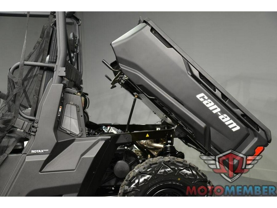 2026 Can-Am Defender MAX HD7