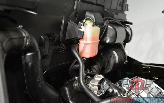 2026 Can-Am Defender MAX HD7