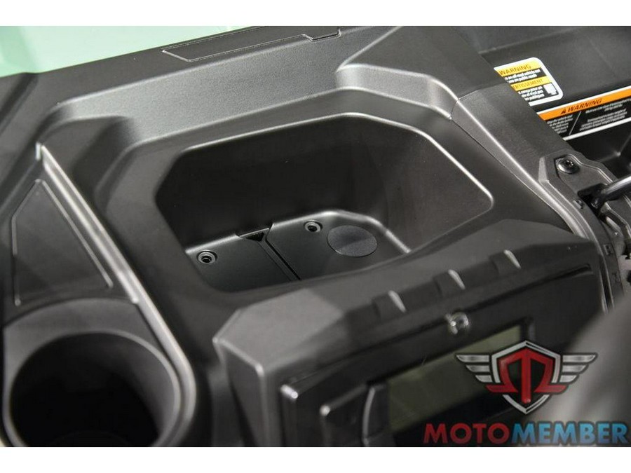 2026 Can-Am Defender MAX HD7