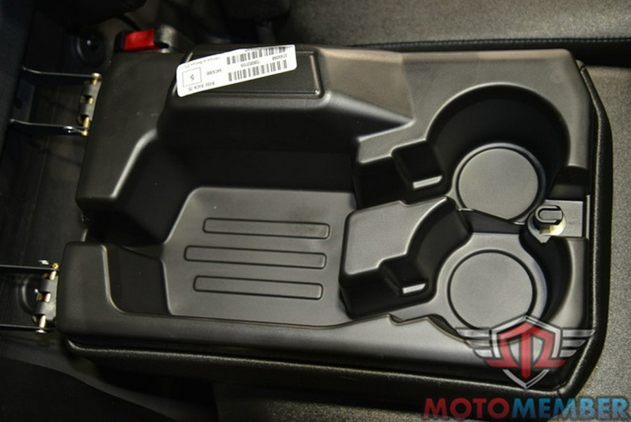 2026 Can-Am Defender MAX HD7