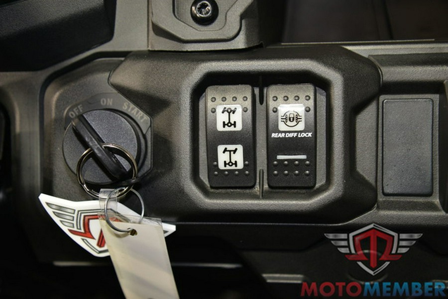 2026 Can-Am Defender MAX HD7