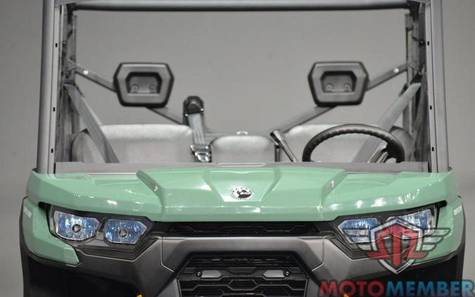 2026 Can-Am Defender MAX HD7