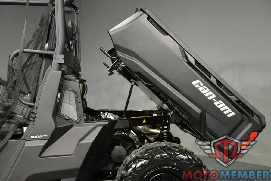 2026 Can-Am Defender MAX HD7