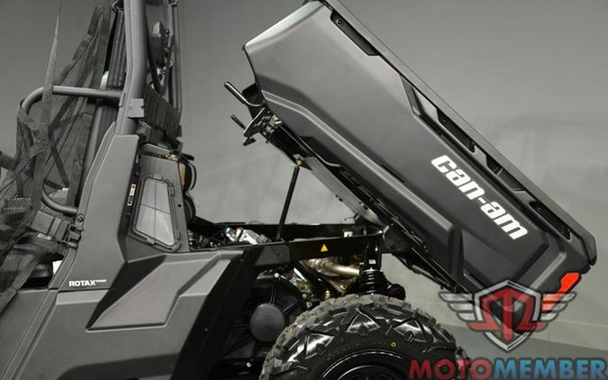 2026 Can-Am Defender MAX HD7
