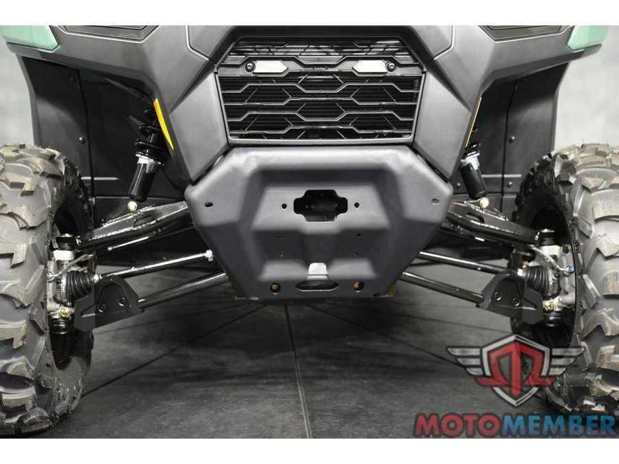 2026 Can-Am Defender MAX HD7