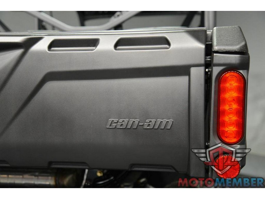 2026 Can-Am Defender MAX HD7