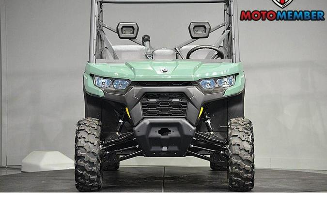 2026 Can-Am Defender MAX HD7