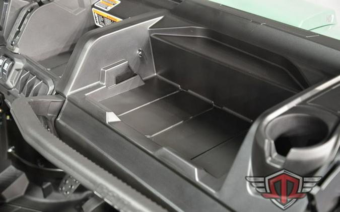 2026 Can-Am Defender MAX HD7