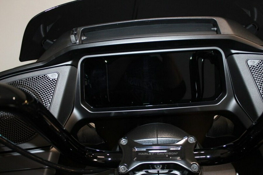 2025 Harley-Davidson® Road Glide® Vivid Black