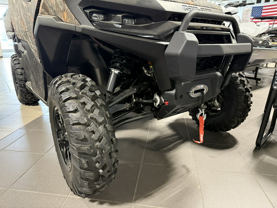 2026 Can-Am Defender XT CAB HD11