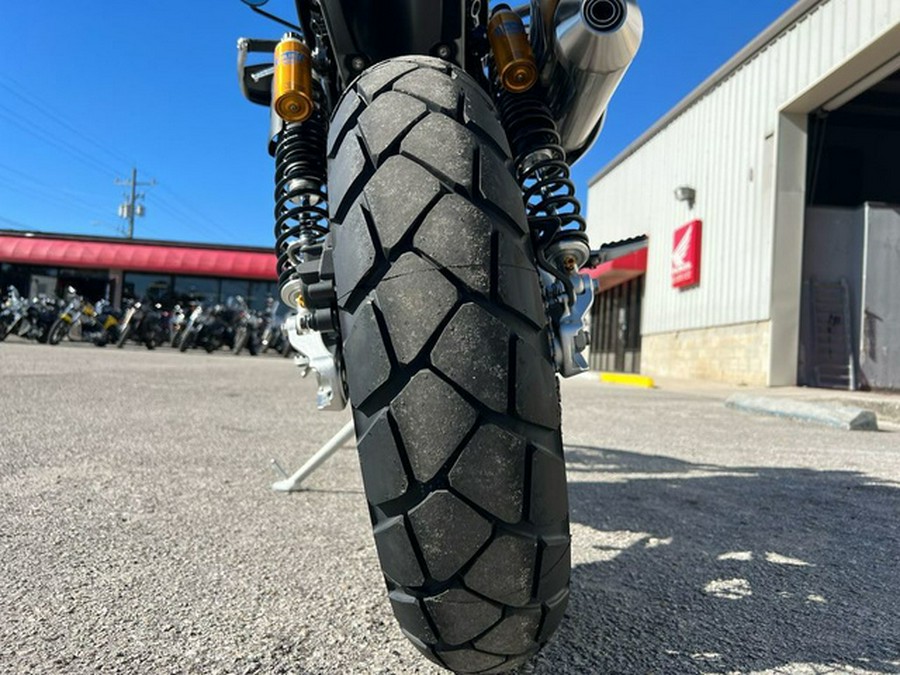 2026 Triumph Scrambler 1200 XE Matte khaki green