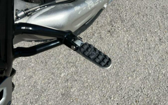 2026 Triumph Scrambler 1200 XE Matte khaki green