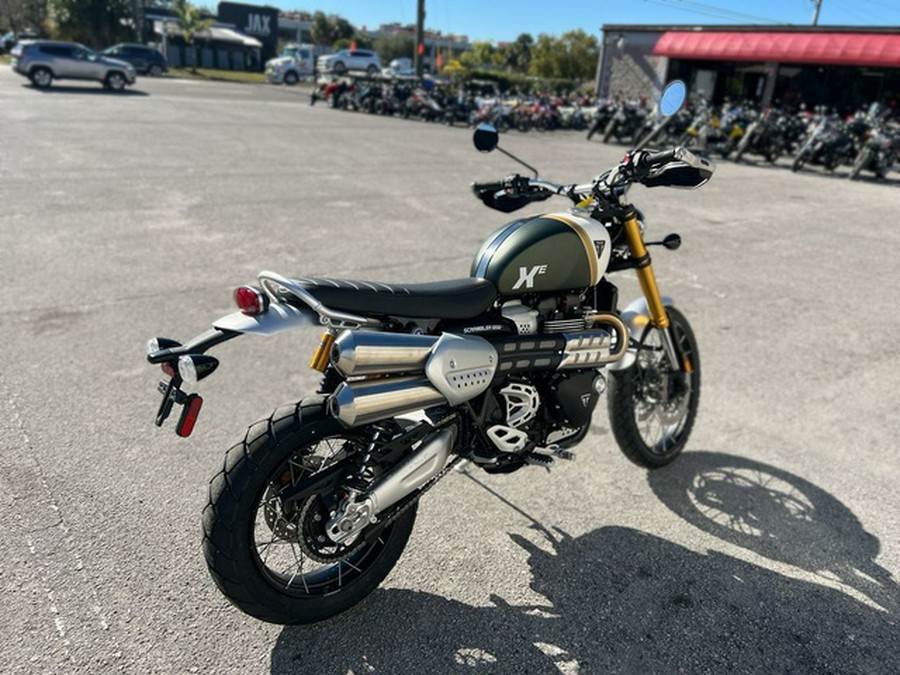2026 Triumph Scrambler 1200 XE Matte khaki green