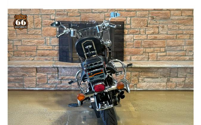 2009 Harley-Davidson® Heritage Softail® Classic BLACK W/PINSTRIPE