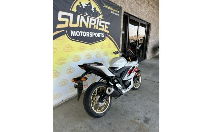 2022 Yamaha YZF-R3 World GP 60th Anniversary Edition