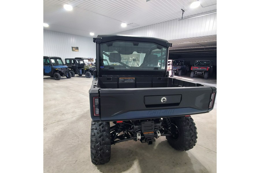 2026 Can-Am Defender XT CAB HD11