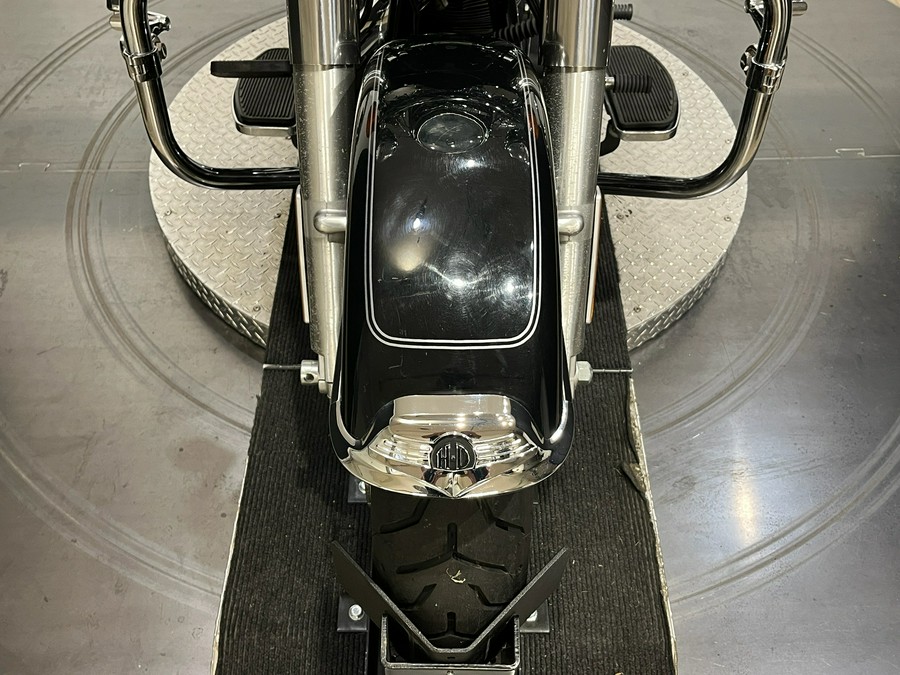 2011 Harley-Davidson Road King® Classic