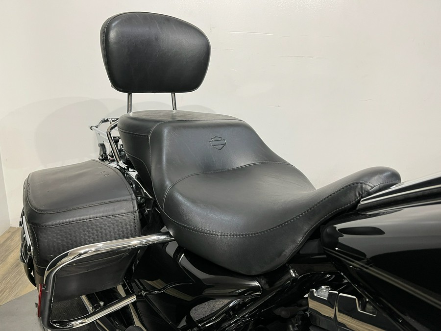 2011 Harley-Davidson Road King® Classic