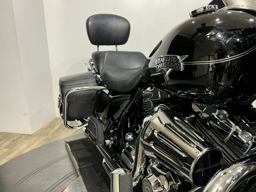 2011 Harley-Davidson Road King® Classic