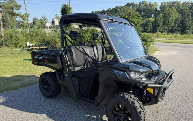 2025 Can-Am® Defender XT HD9