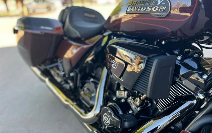 2024 Harley-Davidson® CVO™ Street Glide® Copperhead