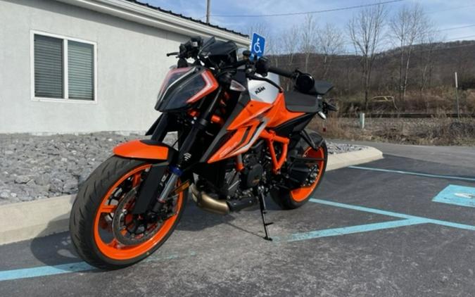 2022 KTM 1290 Super Duke R EVO