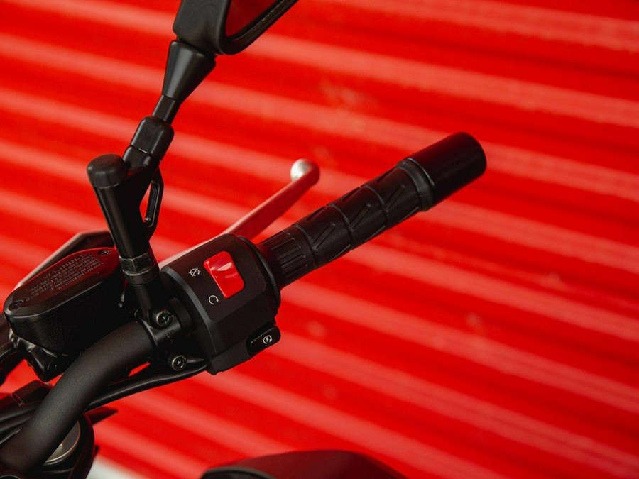 2025 Kawasaki Z500 SE ABS